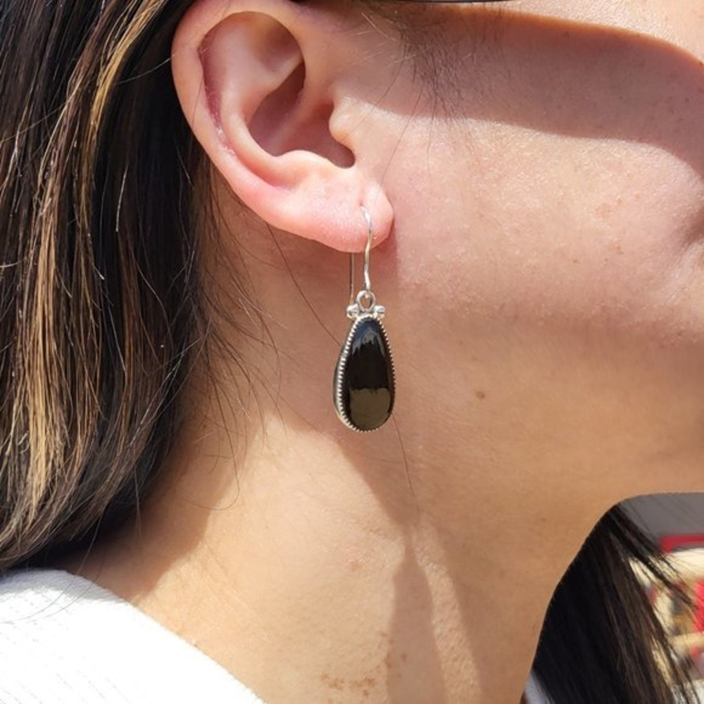 Zuni Women's Teardrop Shape Hematite Stone Dangling Native American Earrings